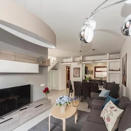 度假居 Luxury House Grumete